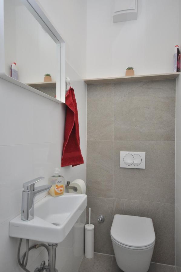 Apartment Carmen, Znjan, Split Ngoại thất bức ảnh